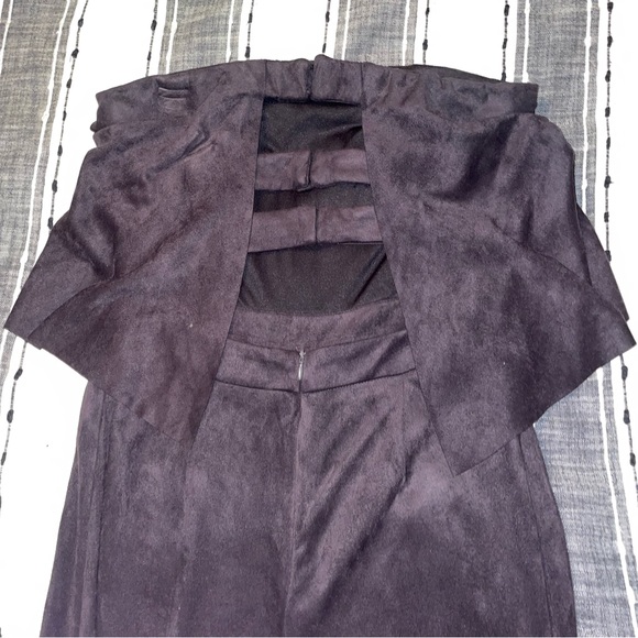 Romper - Picture 2 of 3